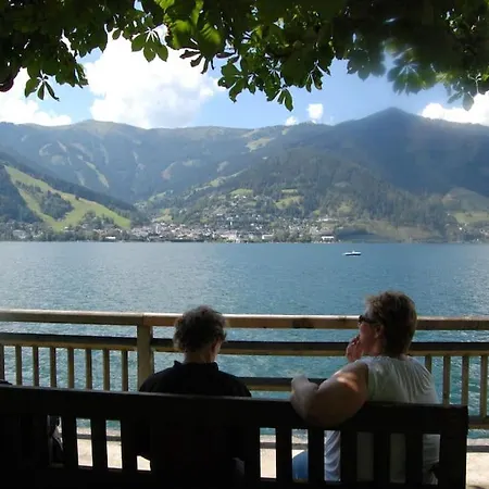 9 Persons Haus Jens * Niedernsill