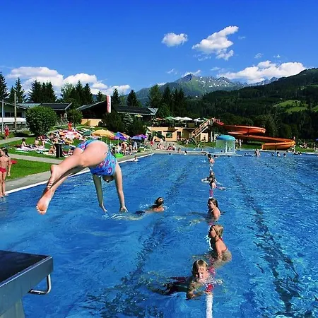 9 Persons Haus Jens Apartman Niedernsill