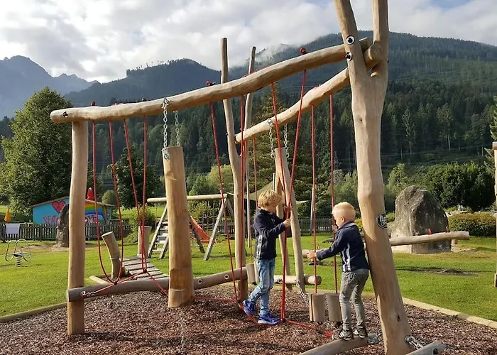 9 Persons Haus Jens * Niedernsill